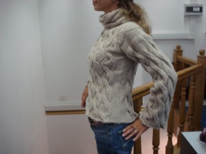 фактурный пуловер