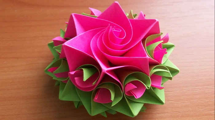 Розы из бумаги без клея - интересный способ, которым мало кто пользуется