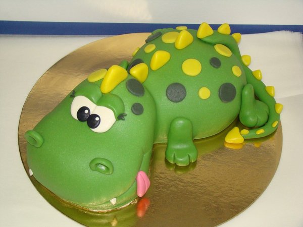 Торт на День рождения мальчика — самые красивые идеи