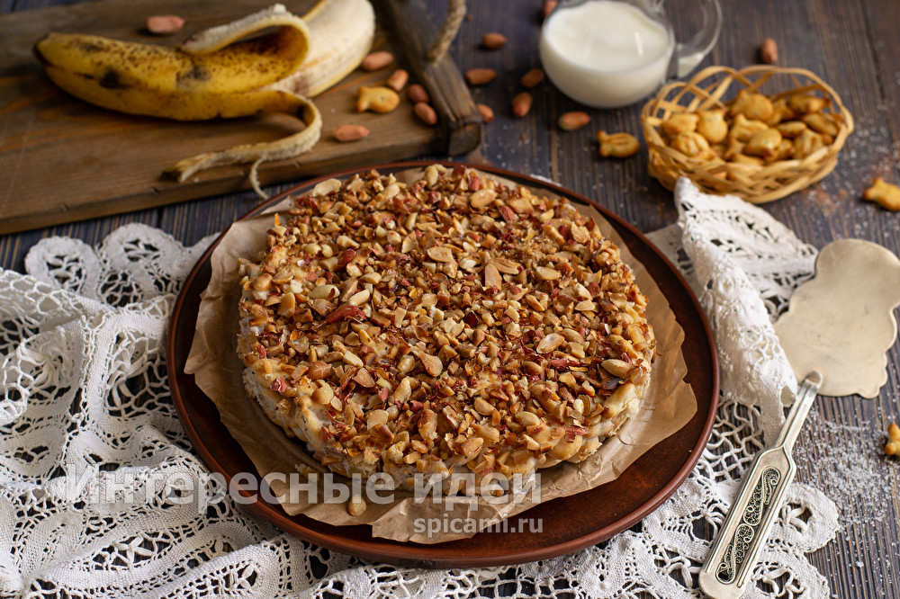 Торт из печенья без выпечки со сметаной и бананами торт из печенья без выпечки со сметаной