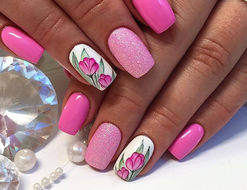 15 самых модных идей для маникюра на лето 2019 года Топ-10 самых модных вариантов для летнего маникюра 2019-2020 – идеи и новинки, которые обязательно нужно попробовать этим летом на своих ногтях. 100 фото новинок летнего дизайна.