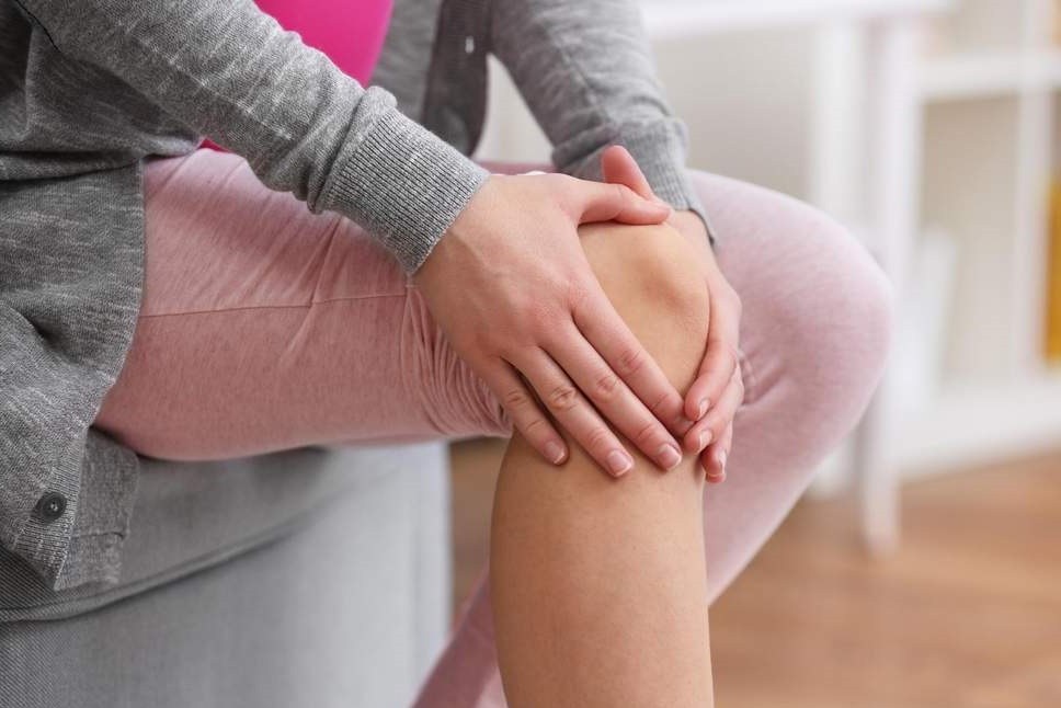 Почему от похудения страдают суставы Боль в коленном суставе