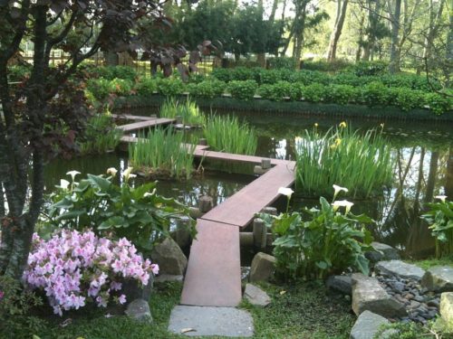 Идеи восхитительных садовых мостиков