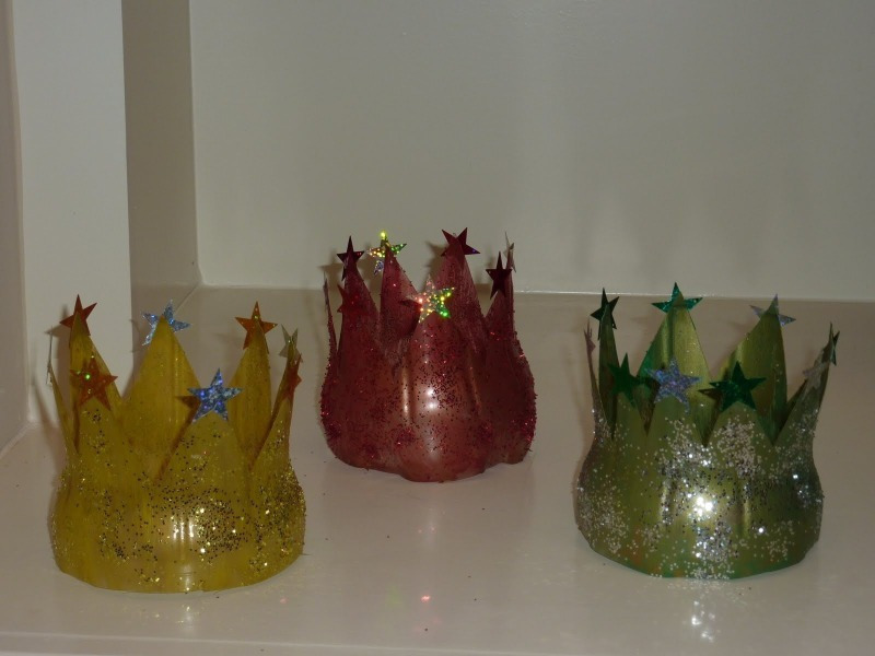 Корона принцессы из пластиковой бутылки