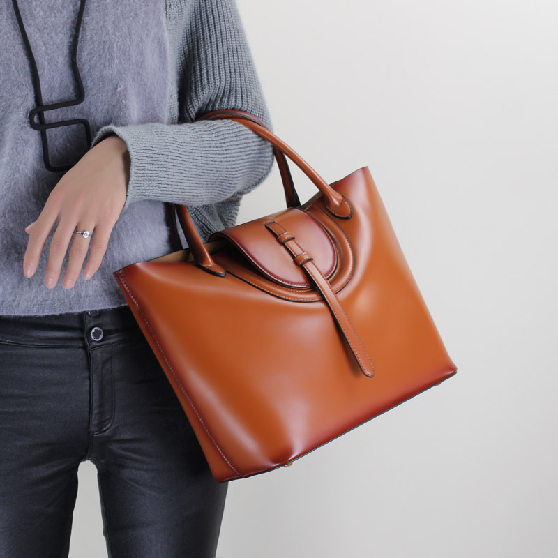 Доставайте с антресолей: 5 моделей сумок, которые снова в моде