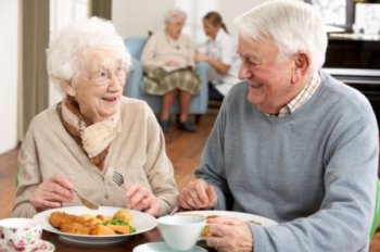 Дома престарелых за пенсию: возможность достойно провести старость