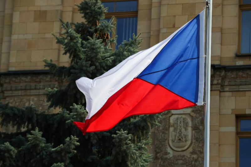 Глава МИД Чехии счёл недальновидными призывы отказаться от отношений с Россией