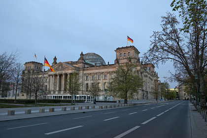 В России заявили о готовности работать с любым избранным правительством Германии