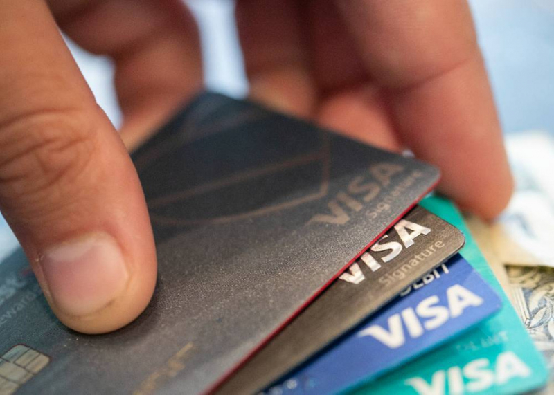 Visa повысит комиссии за оплату картами в супермаркетах в 2022 году