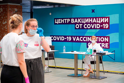 Власти назвали число получивших первый компонент вакцины от COVID-19 москвичей