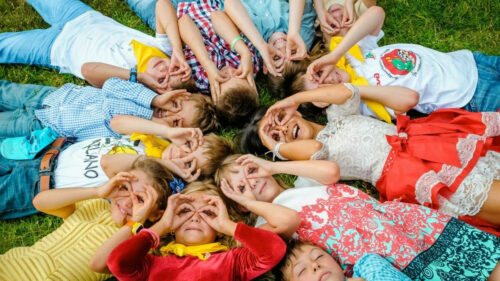Детские лагеря в Подмосковье: как организовать отдых ребенка на каникулах