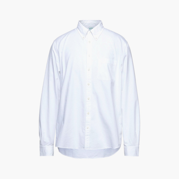 Понравилась рубашка оверсайз белого цвета, как на показе Raf Simons весна-лето 2022? Советуем отправиться за ней в мужской отдел 