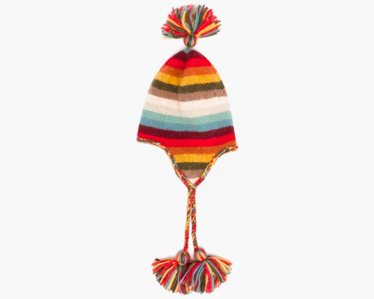 Смешные шапки, как у Славы Марлоу: 10 ярких вариантов на осень-зима 2021