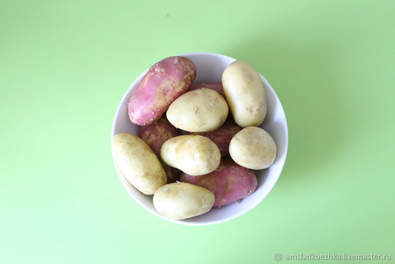 Три варианта разнообразить печёный картофель: пошаговые рецепты