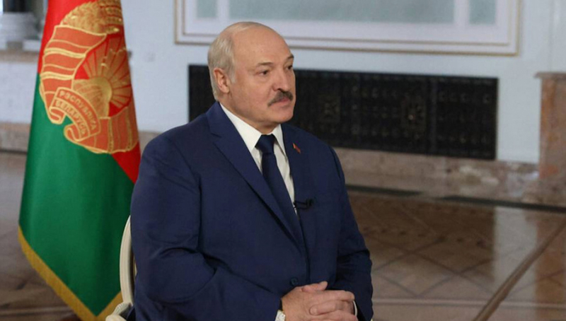Лукашенко рассказал, как украинские военные просили Россию спасти Крым в 2014 году