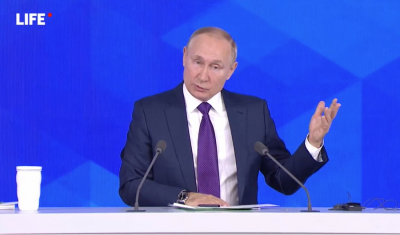 Путин охарактеризовал российский бюджет как социально-ориентированный 
