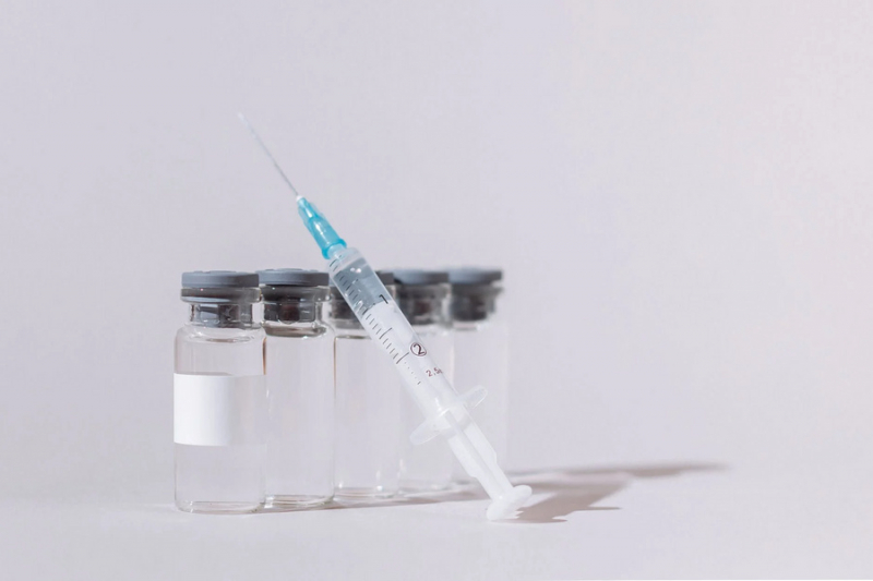 ФМБА подало заявку в Минздрав на регистрацию вакцины от ковида "Конвасэл"