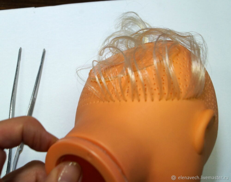 Как перепрошить кукле волосы
