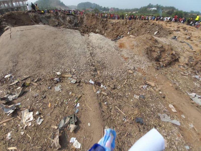 Взрыв грузовика в Гане убил 17 человек и разрушил несколько зданий