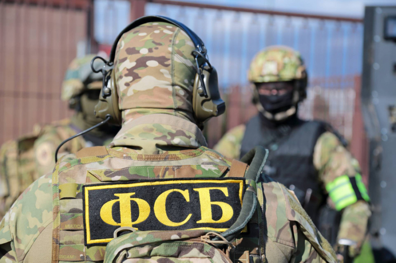 ФСБ предотвратила теракт в храме в Крыму, задержаны шесть сторонников "Правого сектора"