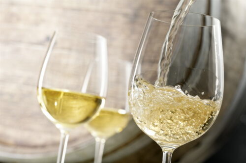 Польза белого сухого вина для женщин