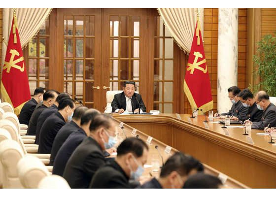 Ким Чен Ын заявил о "крупнейшем потрясении" в стране с момента её основания
