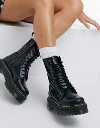Ботинки Dr. Martens: самая популярная тенденция при подборе женской обуви
