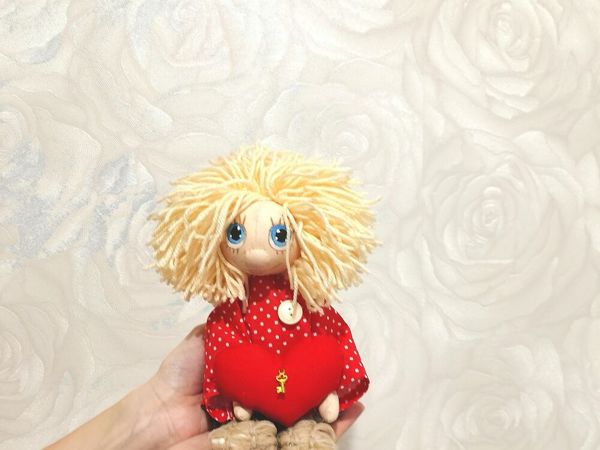 Кукольные трессы своими руками из пряжи для вязания
