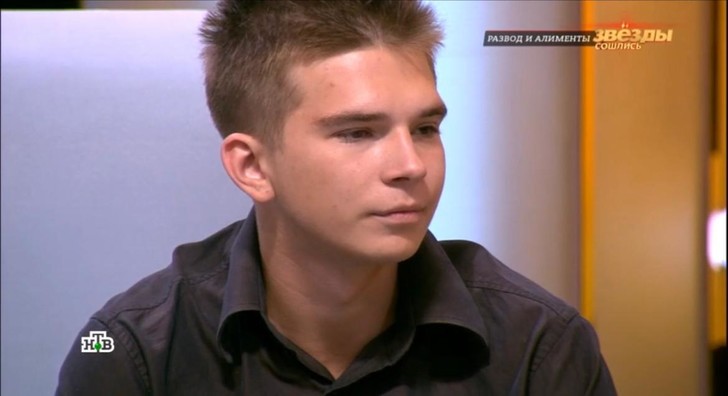 Как выглядит и кем стал 20-летний сын Петра Красилова, которого он бросил | StarHit.ru