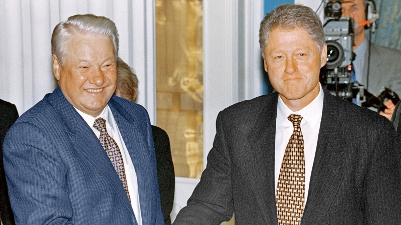 Клинтон рассказал о реакции Ельцина на расширение НАТО на восток
