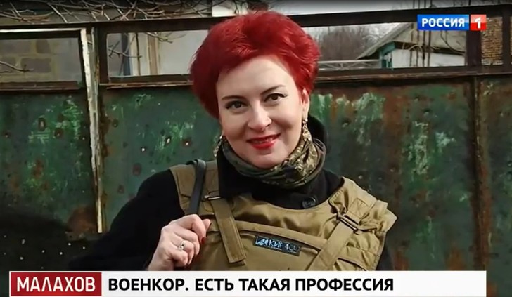 «Не мыла голову месяц, а муж водит дочь в садик»: военкоры о том, как выживают в Донбассе