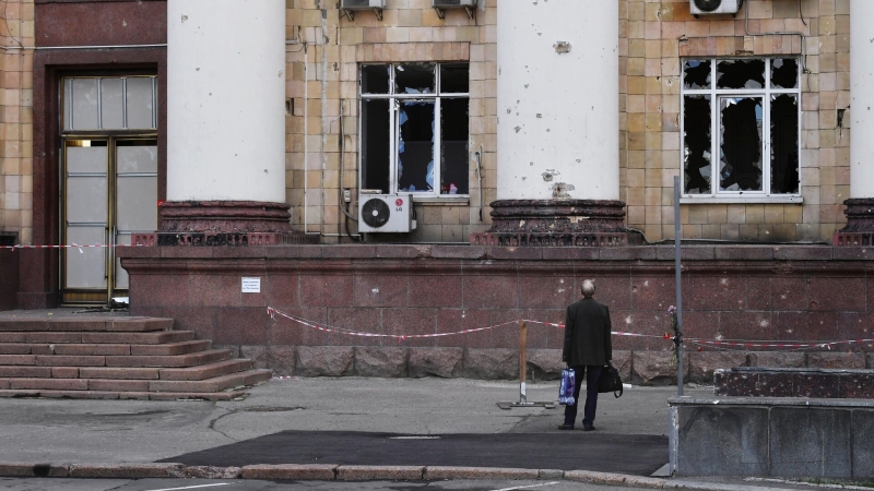 При обстреле Донецка, по предварительным данным, погибли 13 человек
