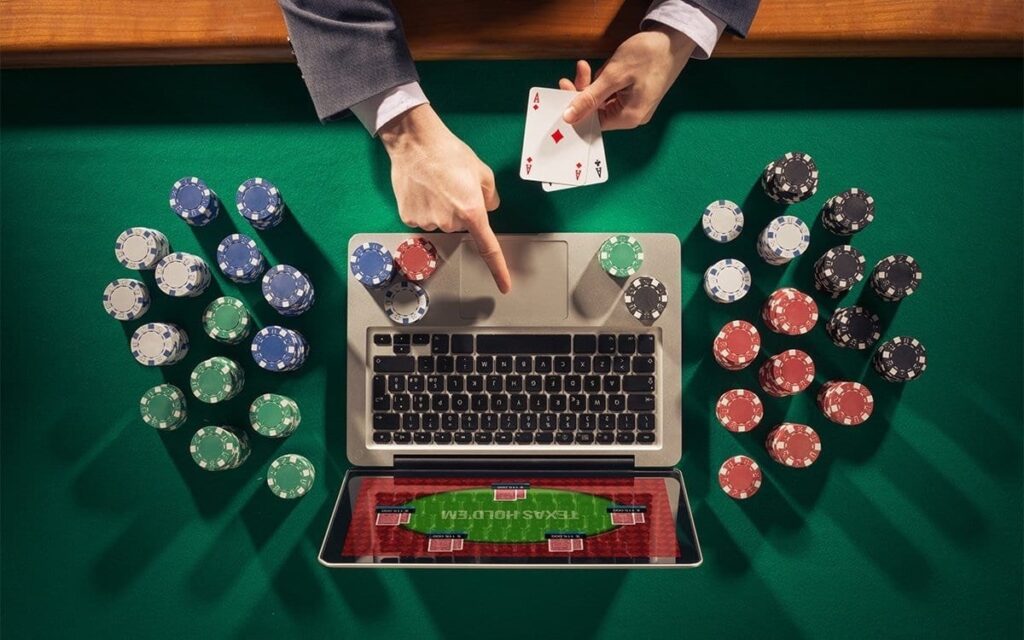 сколько людей играет в онлайн покер