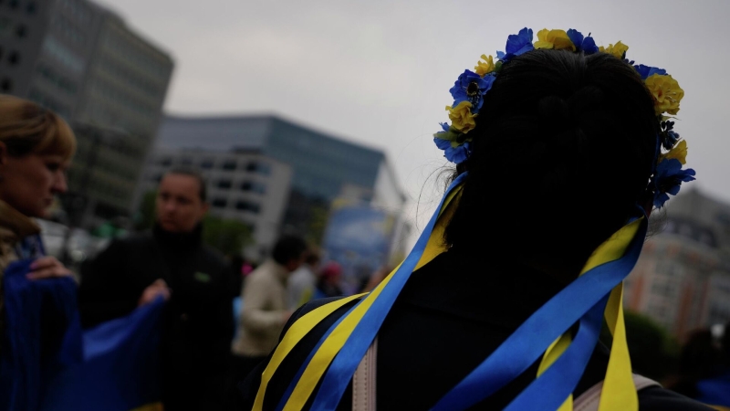 Си Цзиньпин призвал к мирному урегулированию кризиса на Украине