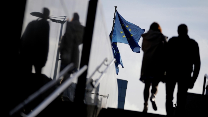 Большинство населения ЕС хочет мирных переговоров по Украине, показал опрос