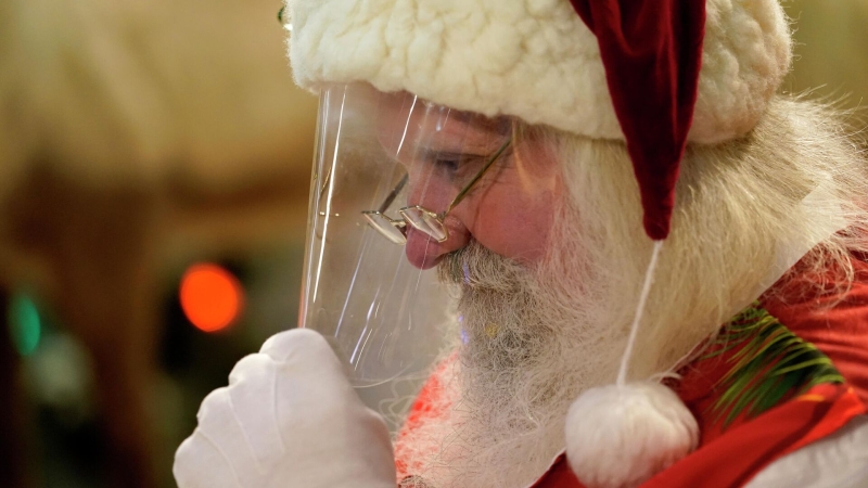 Санта-Клаус доставил 7,6 миллиардов подарков по всему миру