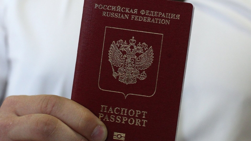 Украинские визы с 1 июля получили всего 12 россиян
