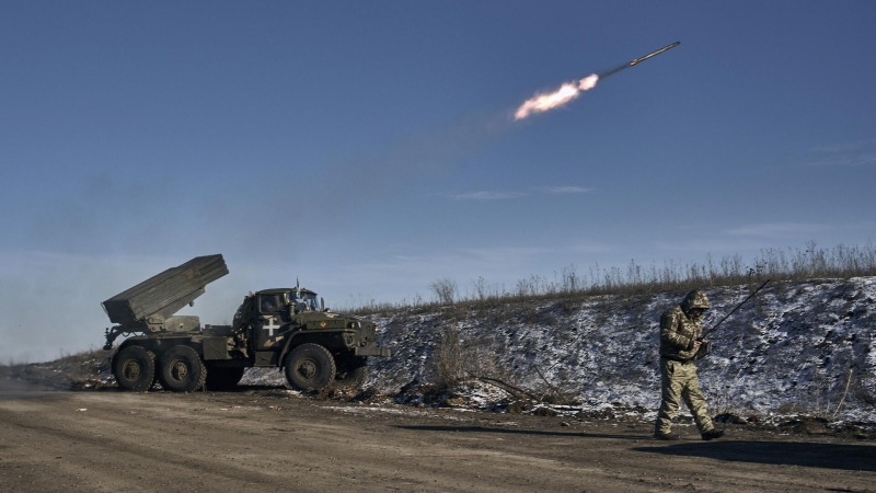 Украинские войска выпустили три ракеты из РСЗО по Шахтерску в ДНР