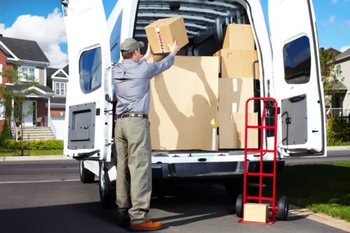 Критерии выбора грузового транспорта для перевозки вещей на дачу