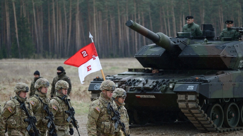Польша провела учения с условным противником с Запада, заявила СВР