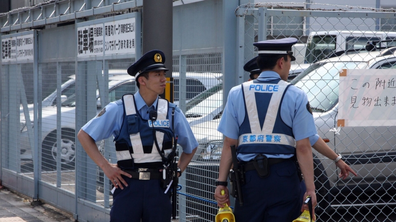 Во время взрыва в японской Вакаяме пострадал полицейский