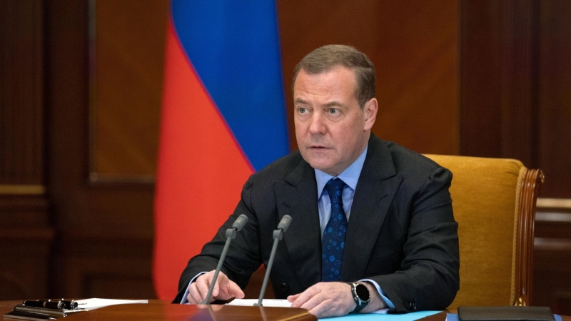 Для уехавших не будет возврата к светлому прошлому, заявил Медведев