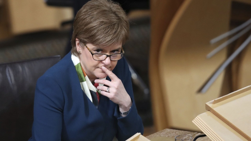 Полиция задержала экс-первого министра Шотландии Николу Стерджен