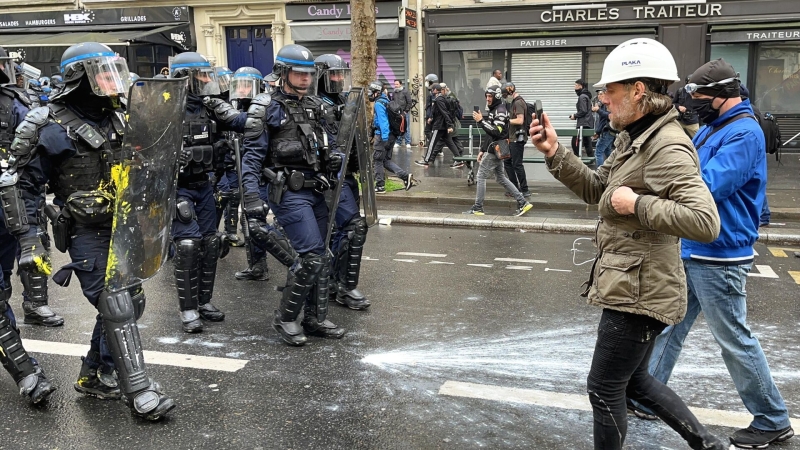 Американская журналистка рассказала жуткую историю о беспорядках во Франции