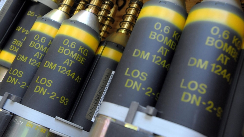 В ЕП спрогнозировали, кто станет жертвой переданных Киеву кассетных бомб