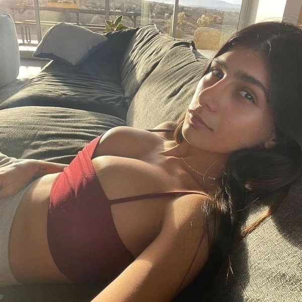 Порноактриса Mia Khalifa поддержала Палестину и лишилась контракта с Playboy и аккаунта на Onlyfans