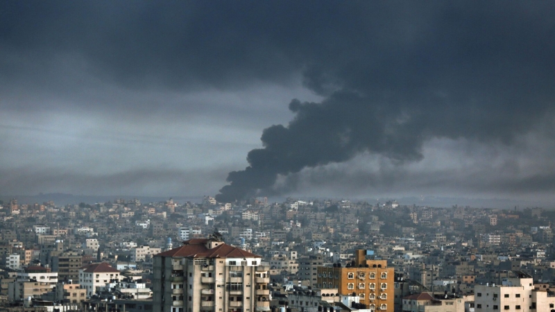 Число погибших от ударов по Газе выросло до 9,7 тысячи, заявили в Палестине