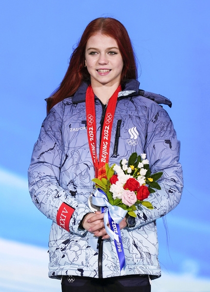 «Хотела уйти, но меня не пускали»: Александра Трусова устроила истерику на Олимпиаде из-за чувства загнанности
