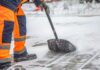Эффективные методы уборки снега: советы профессионалов для содержания территории в порядке