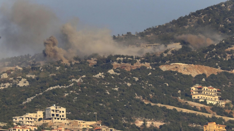 Армия Израиля сообщила об ударах по объектам "Хезболлы"